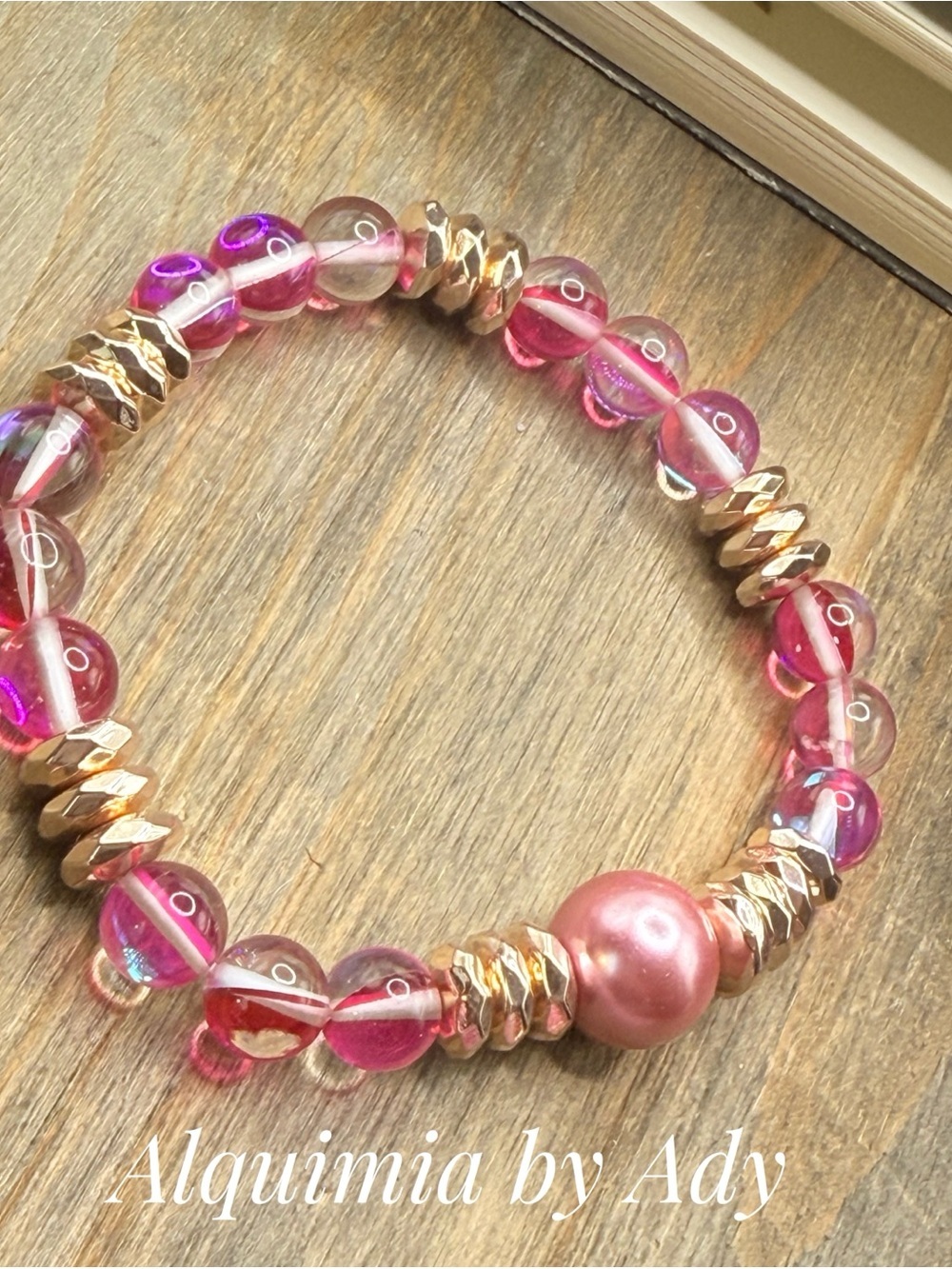 Alquimia Pink Glass Bead Stretch Bracelet with Gold Accents